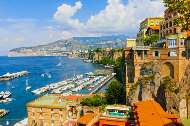 Click to enlarge image 01-sorrento-acampora.jpg