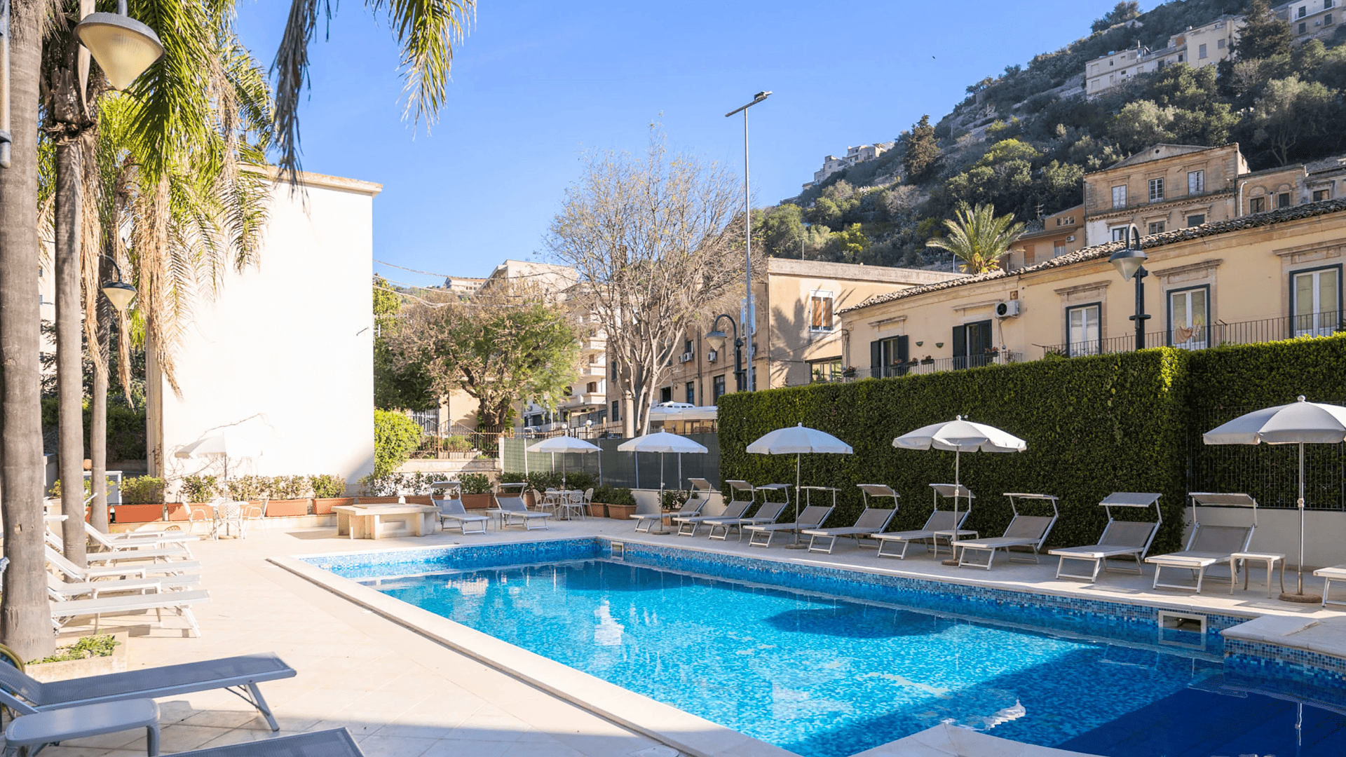 14.03 Bwh Principe dAragona 1