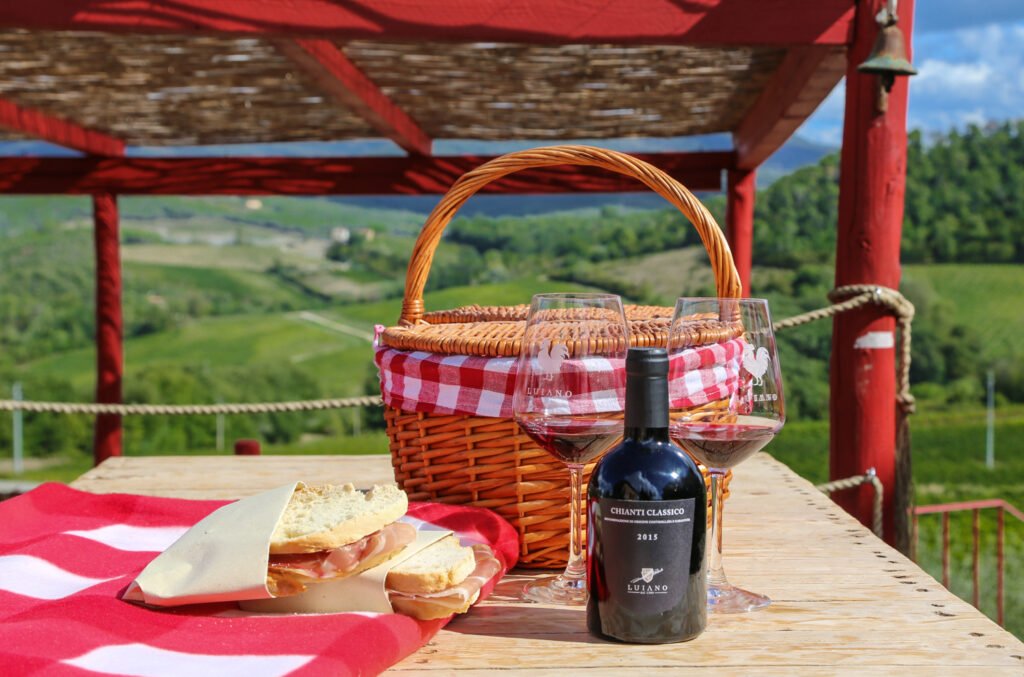 vespa tours with pic nic tuscany