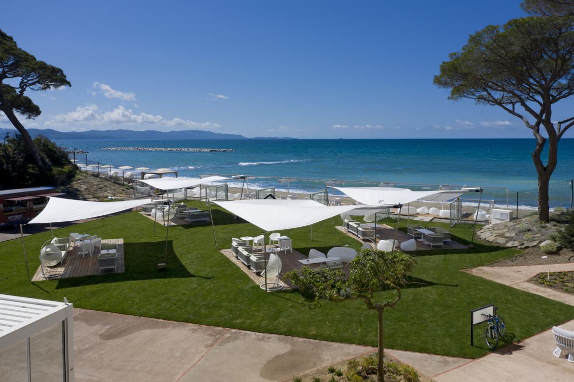 mini15-Resort