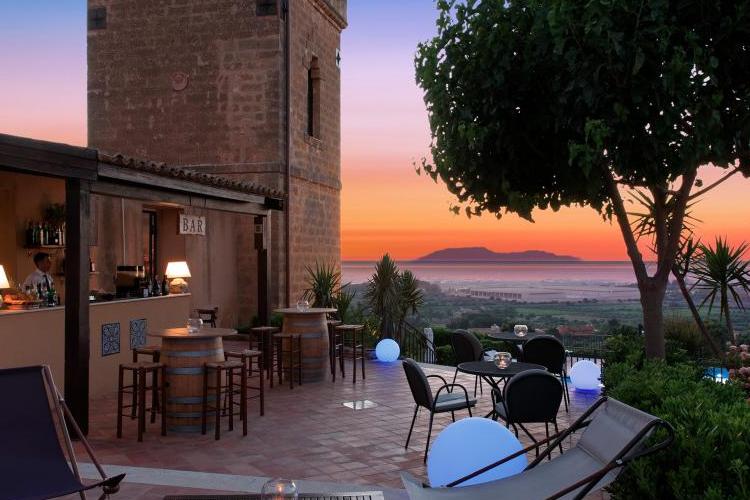 miniRelais-Baglio-Oneto-dei-Principi-di-San-Lorenzo---Aperitivo-con-vista