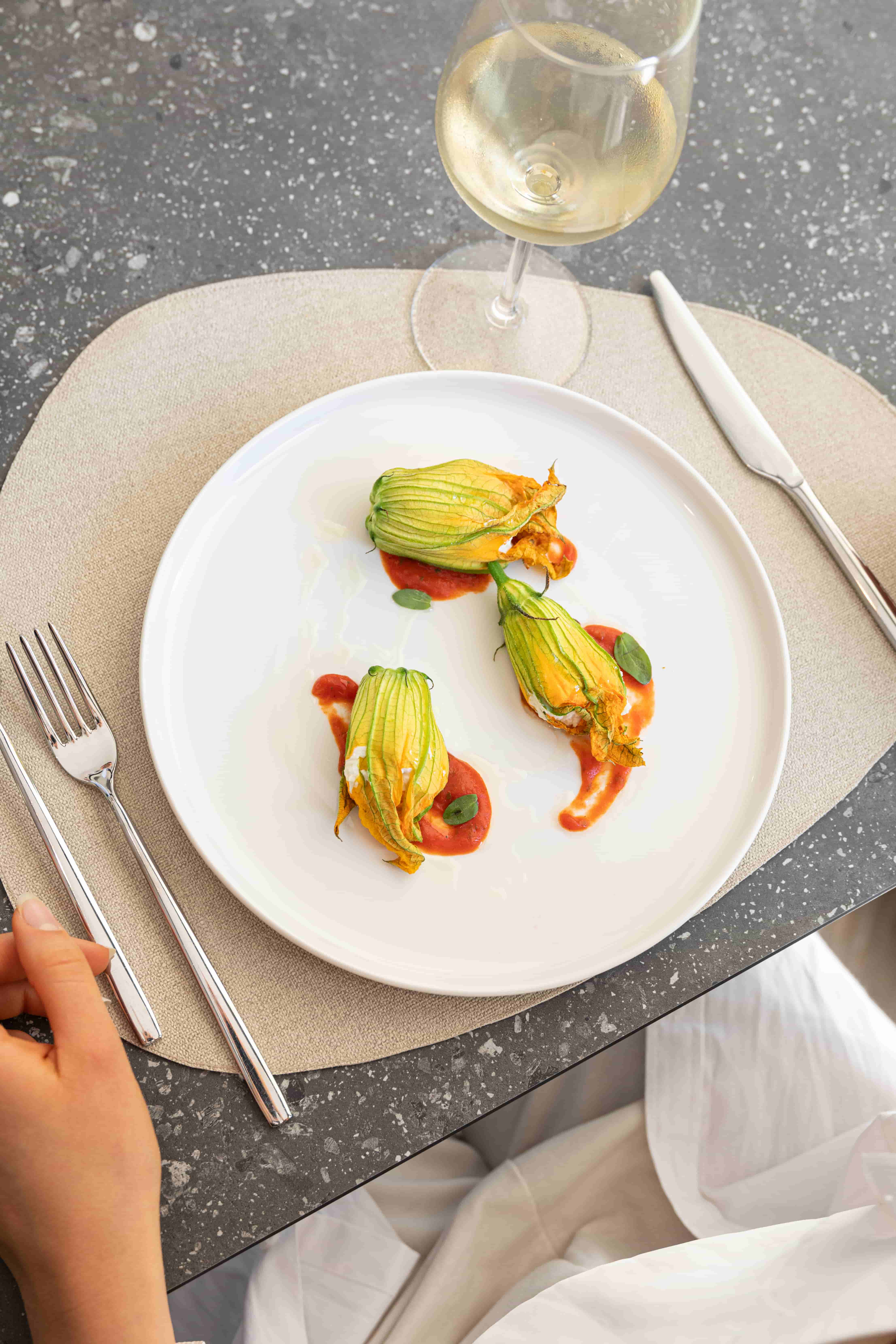 Food3Belstay-min
