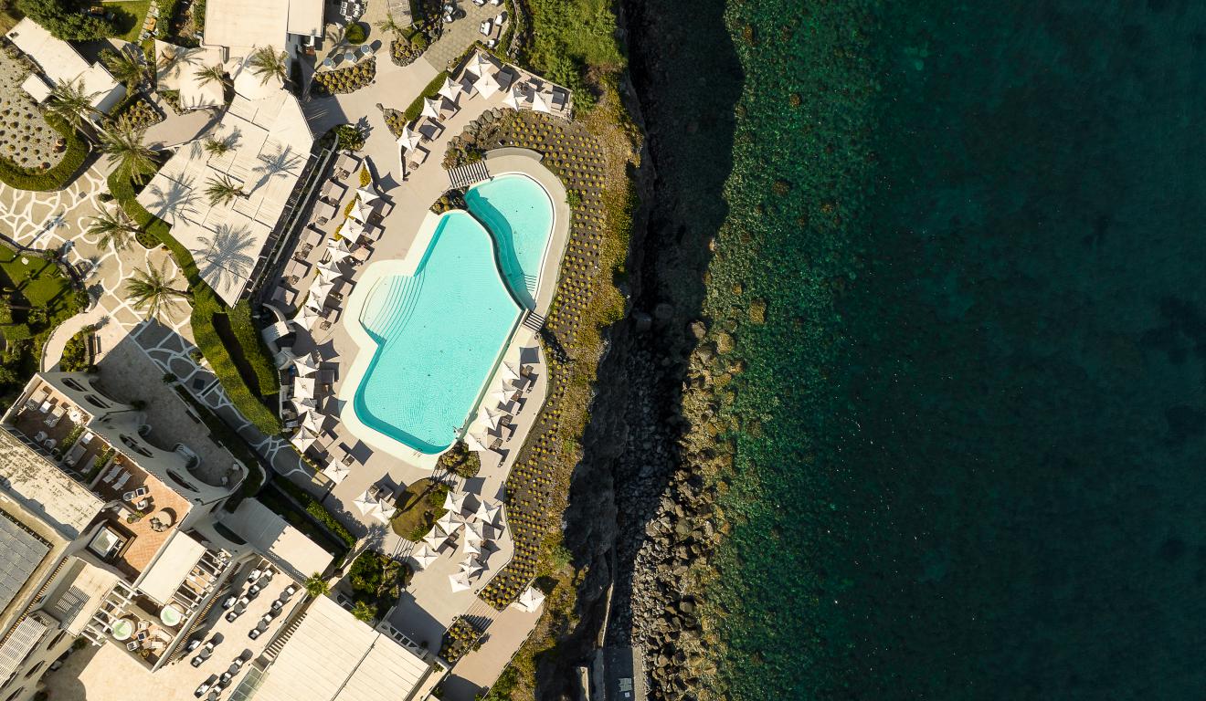 miniTherasia-Resortpiscina