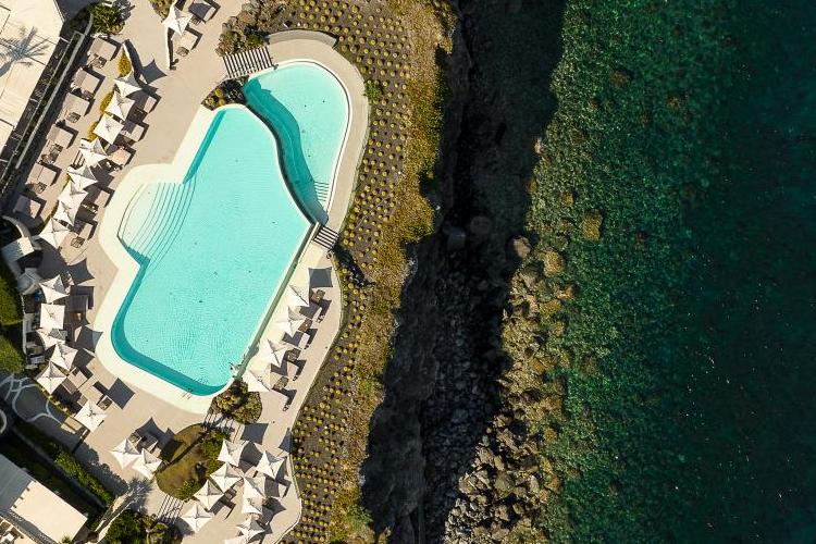miniTherasia-Resortpiscina
