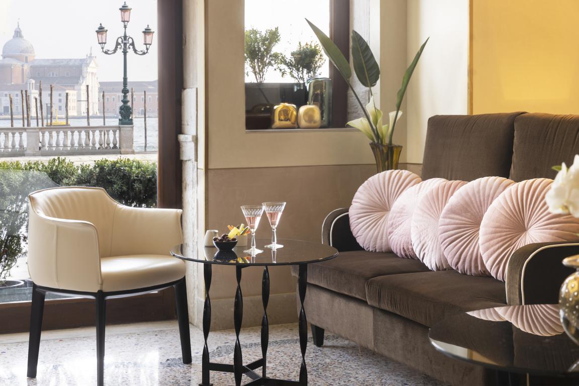 miniLoungedetailsLondra-Palace-Venezia