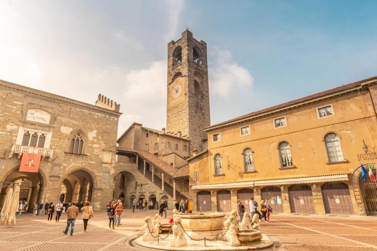 miniBergamo-Piazza-Vecchia-3-ph-Fabio-Toschi