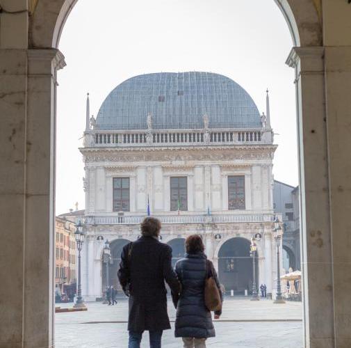 minibrescia-palazzo-loggia-coppia
