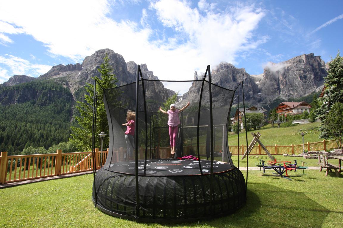 miniParco-Giochi-al-Romantik-Hotel-Cappella-1