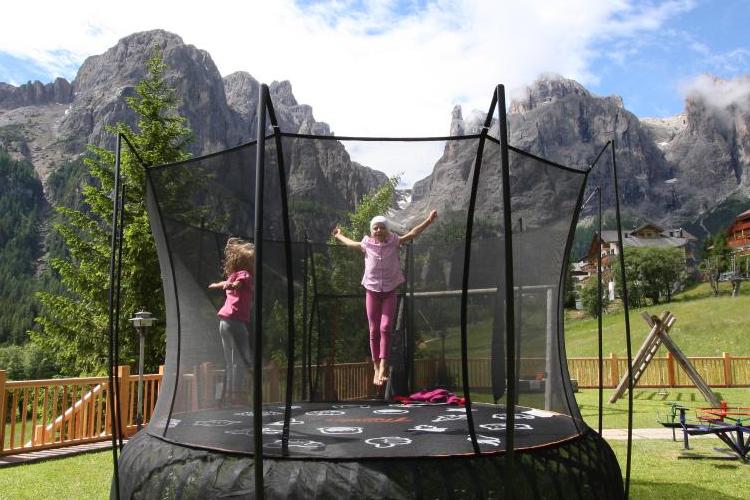miniParco-Giochi-al-Romantik-Hotel-Cappella-1
