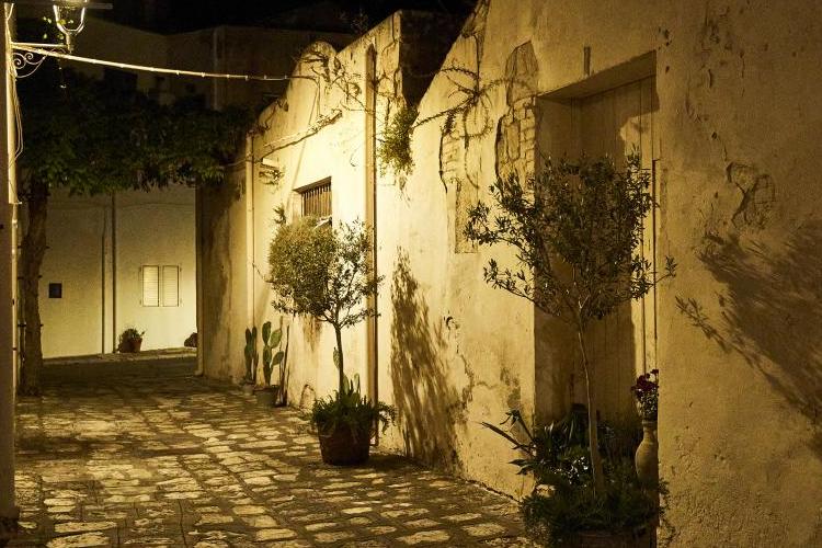 miniBorgo-San-Gaetano---vicolo-sera
