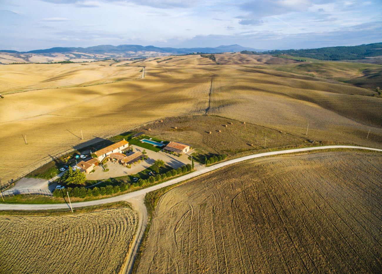 Locanda-in-Tuscany-7-scaled-e1587908361144