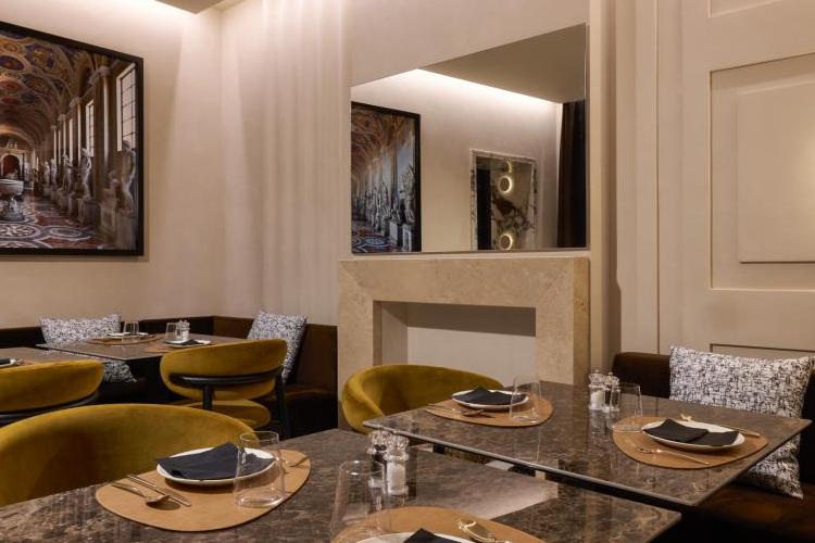 mini1107-Borghese-Contemporary-Hotel-3