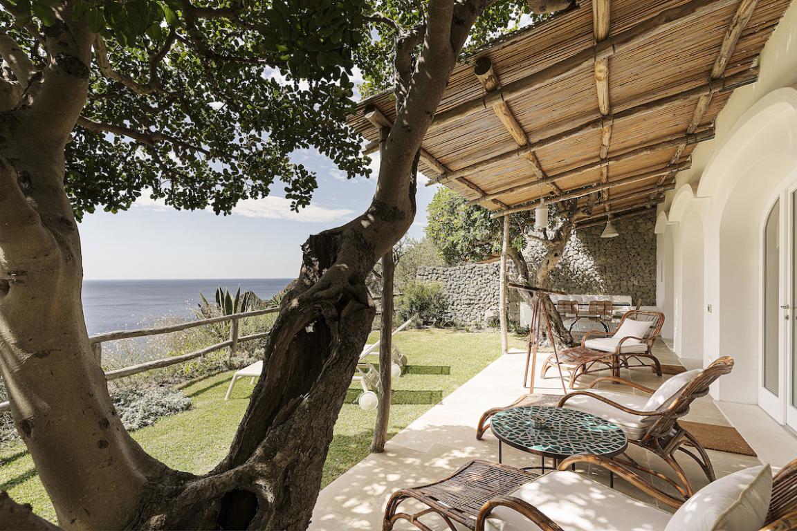 miniCosta-del-CapitanoVilla-Carrubooutdoor2