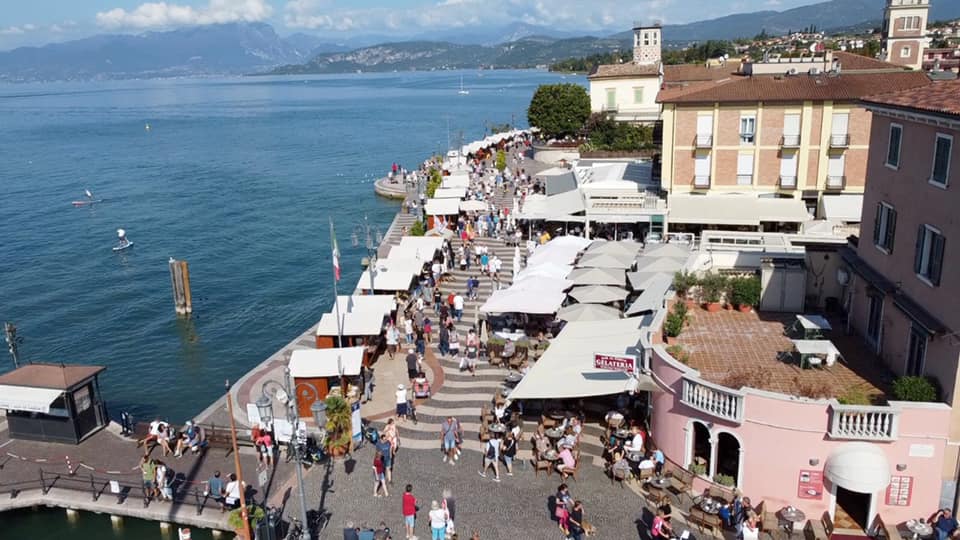 Giorni-del-Miele---lungolago