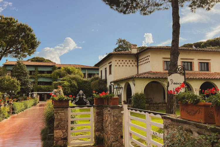 Augustus-Hotel--Resort-1
