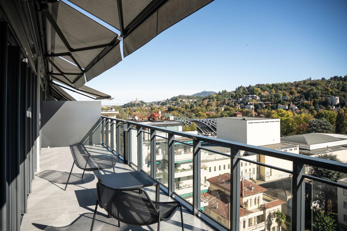 miniLuxury-Terrace-Junior-Suite-3