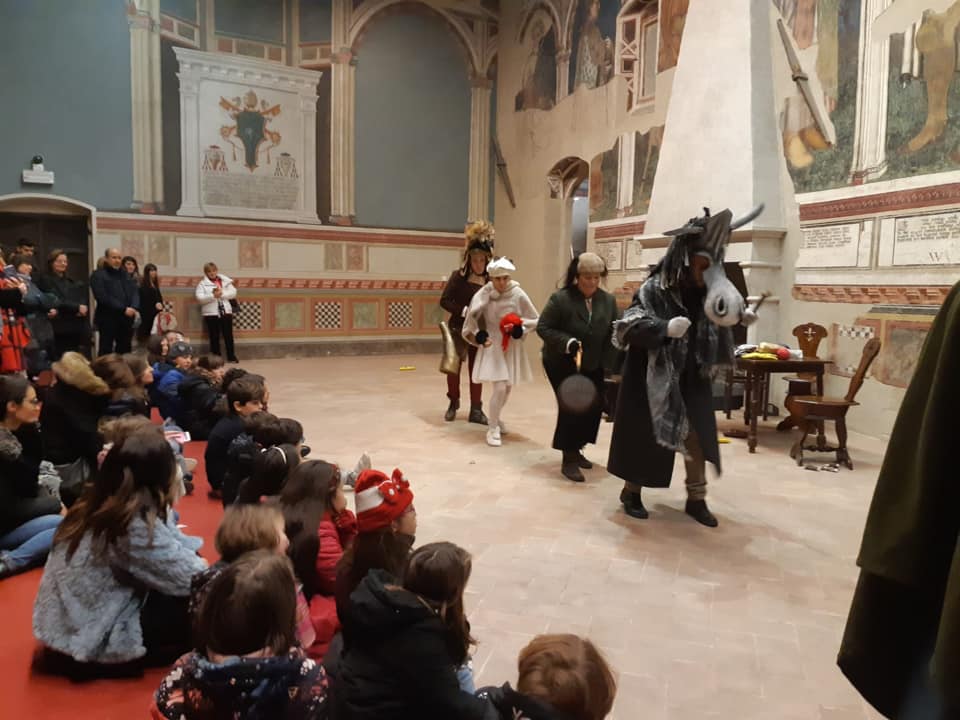 Visit Foligno children laboratories