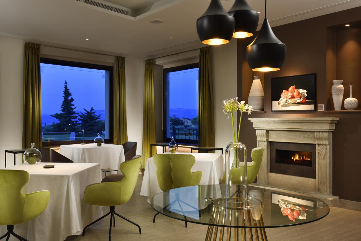 mini Elementi Fine Dining