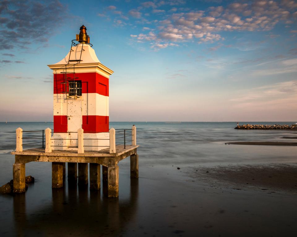 Faro Rosso - Lighthouse