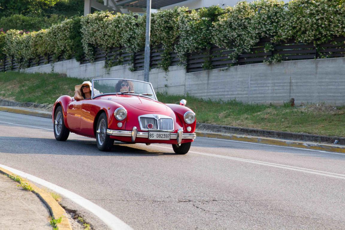 Slow Drive vintage cars tours