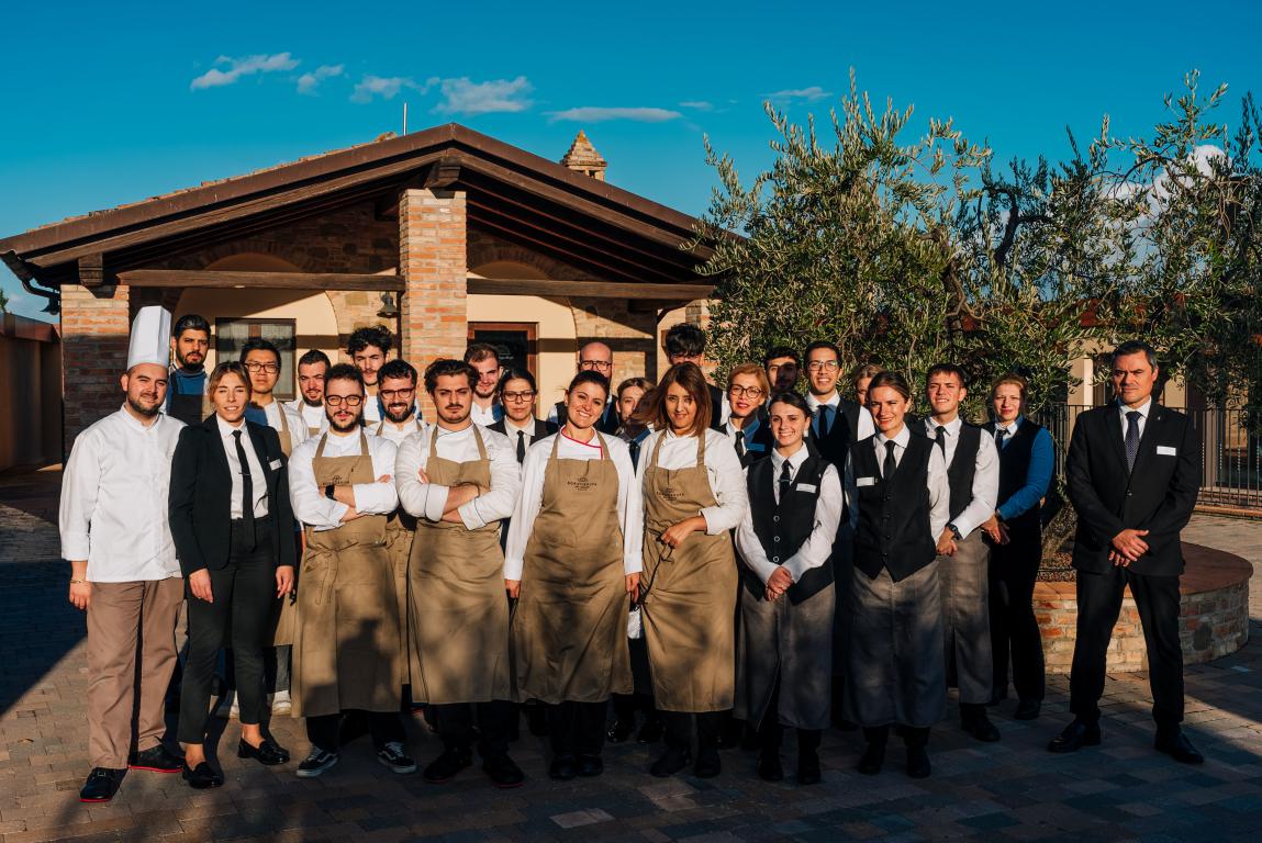 mini Staff cucina e ristorante Elementi Fine Dining