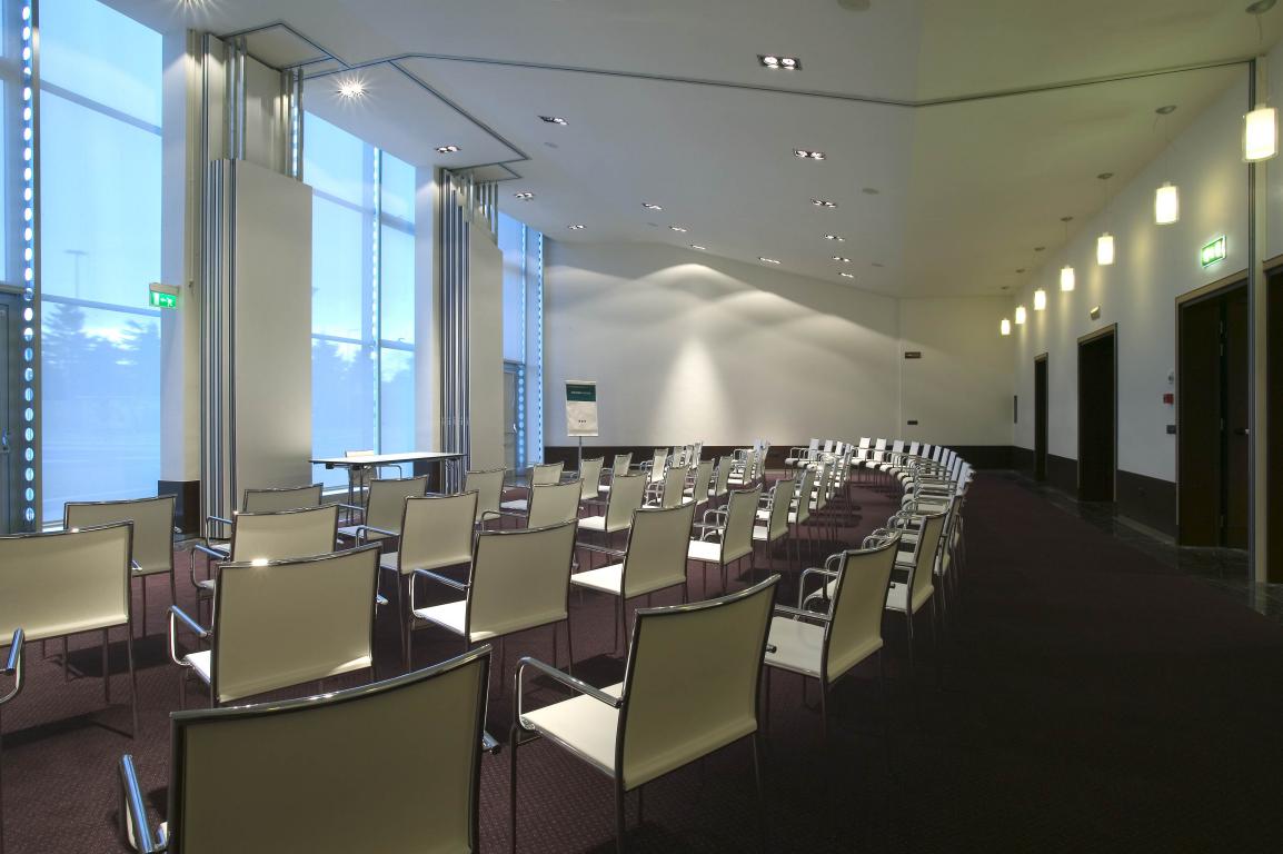 mini UH Malpensa Milano MeetingRoom Maestrale4