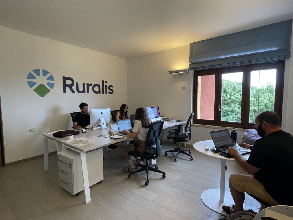 mini ruralis team photo