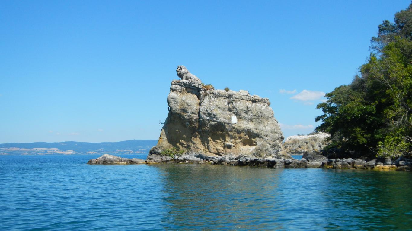 mini scorcio isola bisentina 2