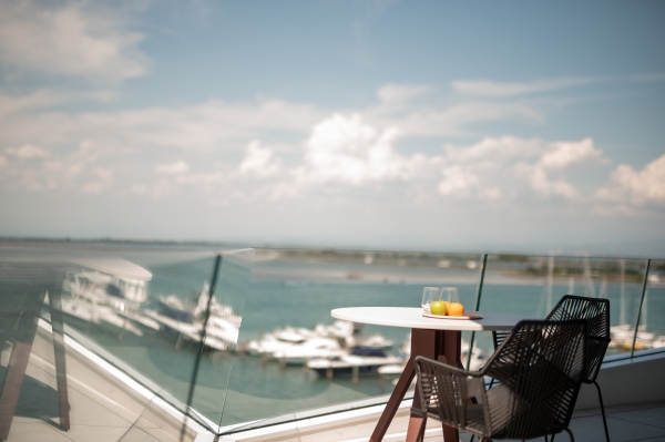 Laguna Faro Suites. A new design oasis in Grado