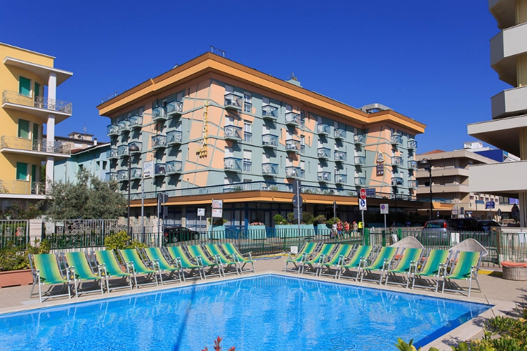 Another new entry for the Fabilia group: the Hotel Arizona in Bellaria-Igea Marina on the Adriatic