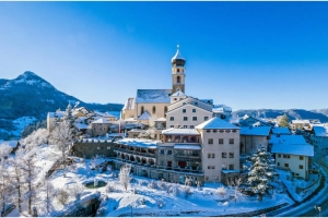 Near Bolzano a fairy-tale winter in the Romantik Hotel Turm of Fiè allo Sciliar 