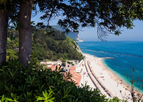New 5-star hotels in Numana, Sirolo and Senigallia in the Marche