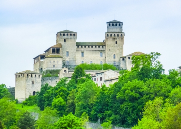Parma, Piacenza and Reggio Emilia. Castles, gastronomy and nature