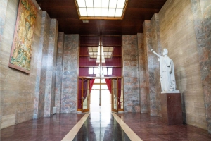 FS Italiane Foundation. Tours of historic halls in railway station