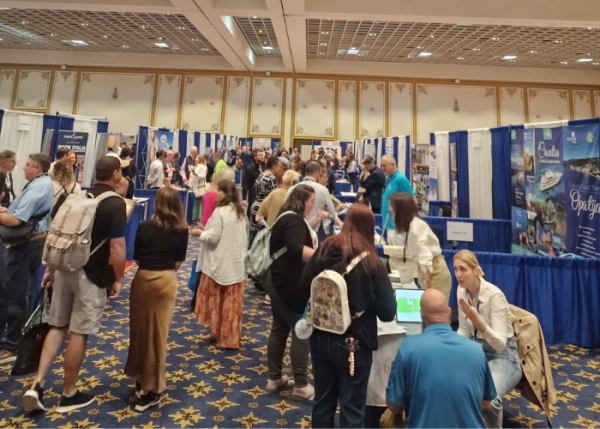 Brescia, Lake Garda and the Frasassi Caves shine in Las Vegas Travel Agent Forum