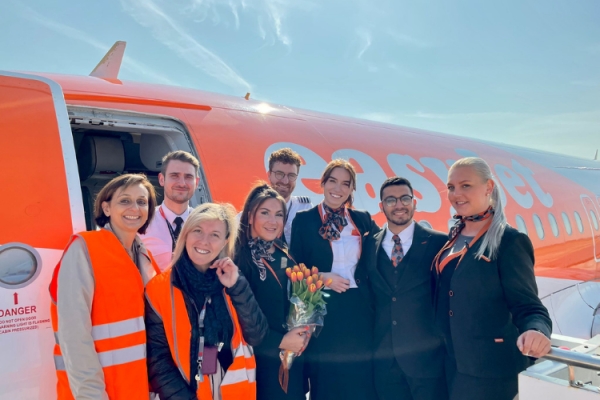 EasyJet: three weekly Pisa to Amsterdam flights this summer