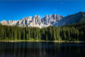 The Obereggen and Carezza ski areas get ready for the winter season