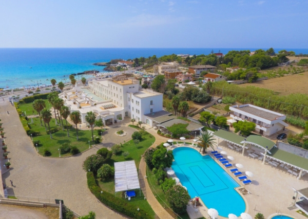 Explore Sun and Sea Holidays in Italy: Discover the Mediterranean's Jewel