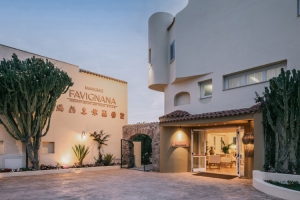 Blackstone ready to sell HIP, through a partnership with Mangia's?
