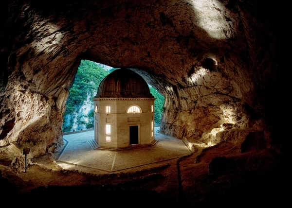 The Frasassi Caves: over 320,000 visitors from January to August 