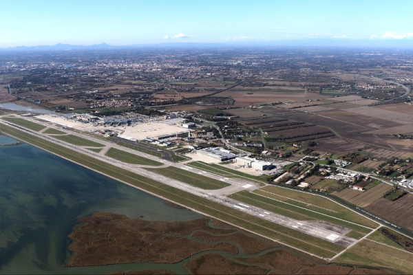 China Eastern: Shanghai-Venice to five weekly flights in March