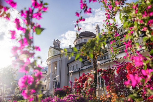 Spring in South Tyrol with the annual Merano Flower Festival