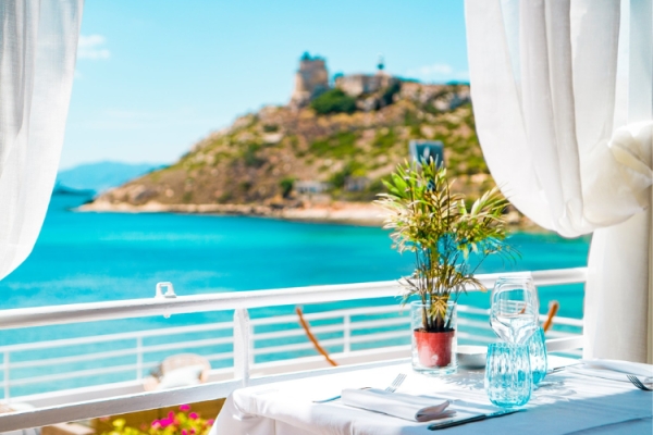 Easter 2025 at Calamosca in Cagliari: culinary and seaside magic