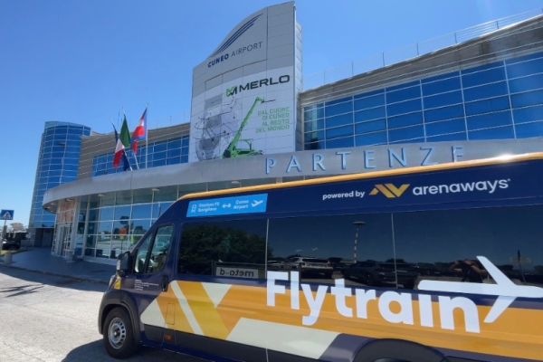 Arenaways’ Flytrain: bus service from Savigliano to Cuneo Airport