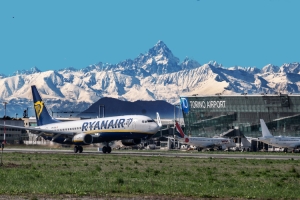 Ryanair: two new routes from Sofia and Tirana to Turin Airport