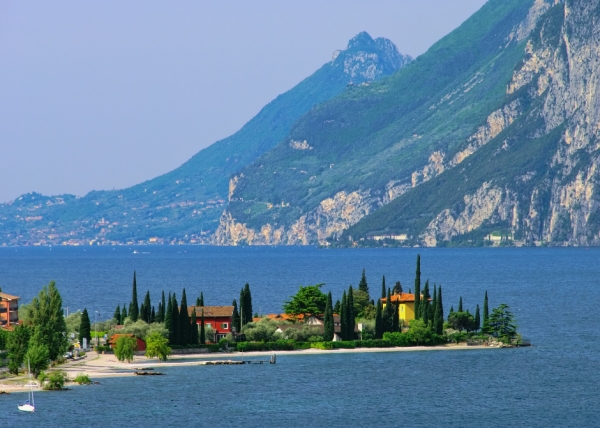 Thinking out of the box for Italian holidays