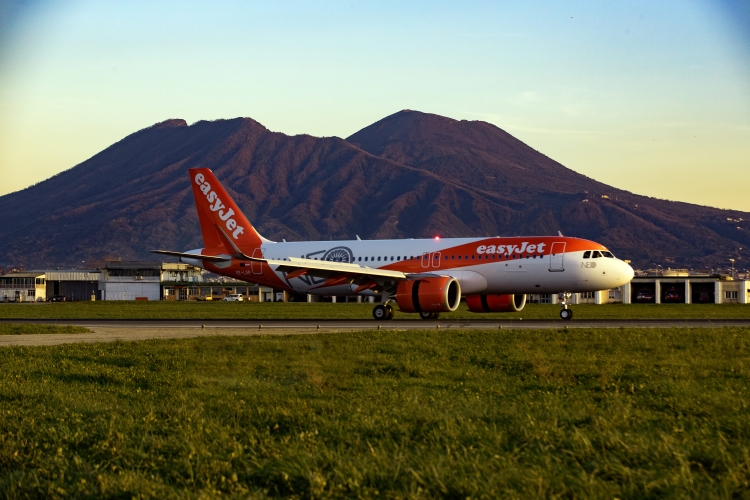 easyJet’s 4 Salerno Amalfi Coast routes, also to London Gatwick
