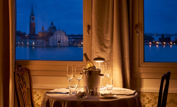 Baglioni Hotels Group and Comte de Montaigne champagne. A bubbling partnership 