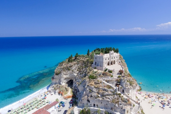 Tropea. A gem with sandy beaches on Calabria’s Coast of the Gods