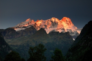 Cervino-Matterhorn and Monte Rosa. Alpine tourism in step with the times